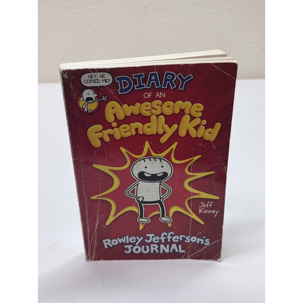 Diary of an Awesome Friendly Kid - Rowley Jefferson's Journal - Paperbac
